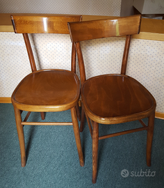 Sedie nuove in legno