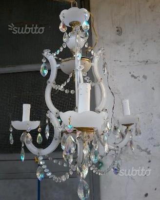 Lampadario 3 luci in vetro opalina vintage