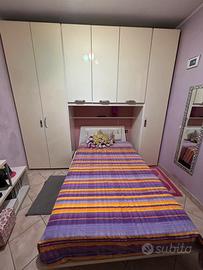 Armadio Mercantini e letto 1,5pz con materasso