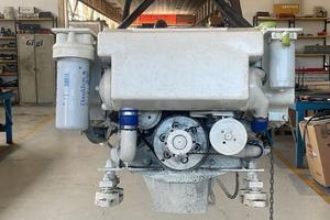 Motori cummins 325cv