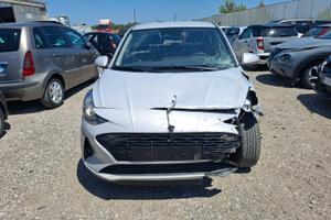 HYUNDAI I10 - 2023 LEGGERMENTE SINISTRATA