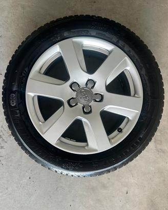 Cerchi originali Audi A6 R17 con due pneumatici an