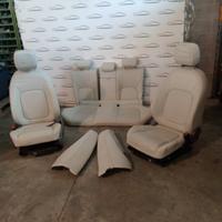 Kit sedili interni in pelle Jaguar XE X760 2019