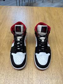 Jordan 1 mid