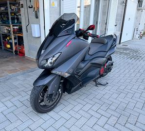 Yamaha T-Max 530