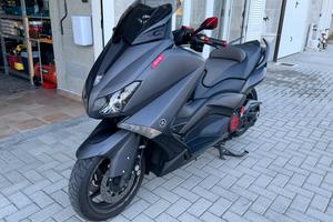 Yamaha T-Max 530