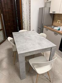 Tavolo da  pranzo allungabile