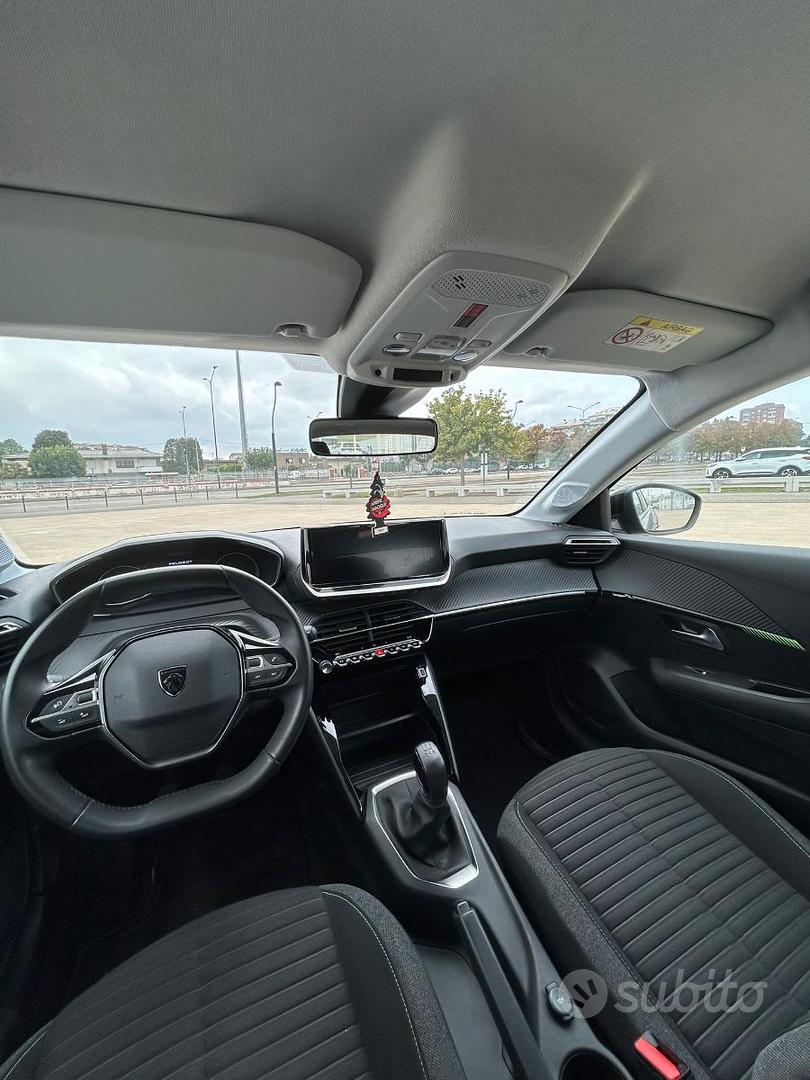 Peugeot 208 2024 photo 5
