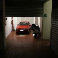 Garage grande a Genova via Timavo