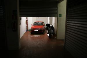 Garage grande a Genova via Timavo