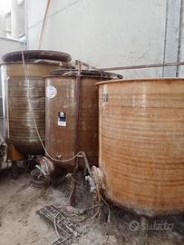 Contenitori in vetroresina