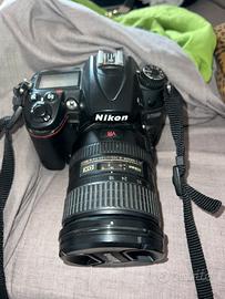 Nikon D7000 + Nikor 18-200 mm