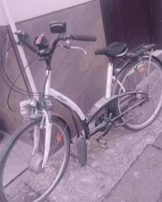 bici elettrica B Twin 28 Decathlon
