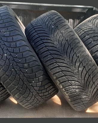 gomme invernali 225 50 r17 98h M+S 3PSF