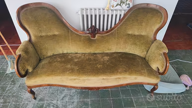 Divano vintage stile Luigi Filippo in legno 