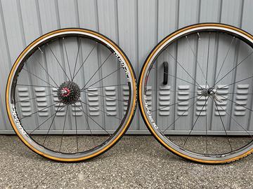 ruote Shimano  Dura Ace 1380 Carbon 10v / 11v