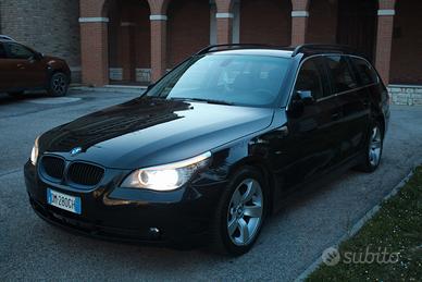 BMW  E61 520d 