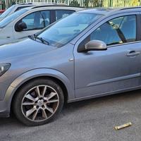 Opel Astra Station Wagon Cosmo anno 2005