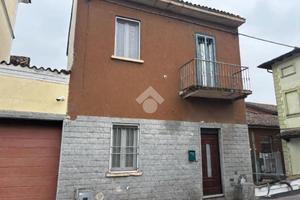 CASA SEMINDIPENDENTE A BELGIOIOSO