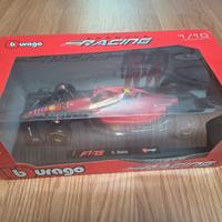 Modellino F1 Ferrari F1-75 Sainz Burago 1:18