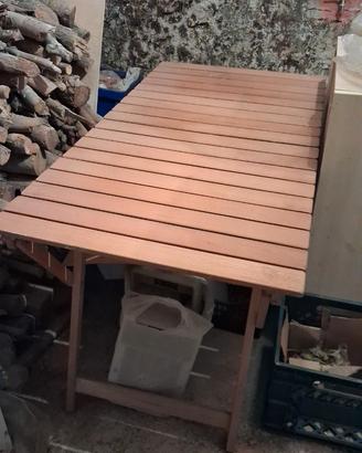 Tavolo Pic nic 137Lu x 70La x 74alto