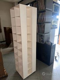 Libreria Design a torre su ruote