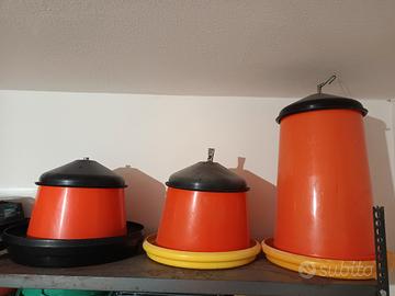 Mangiatoie abbeveratoi 