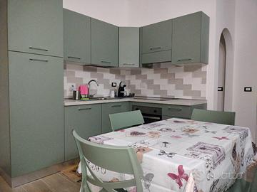 Alloggio in villa Min.2 notti - Roma Ardeatina GRA