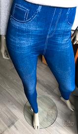 Jeans leggings rifinitura con disegni a stampo