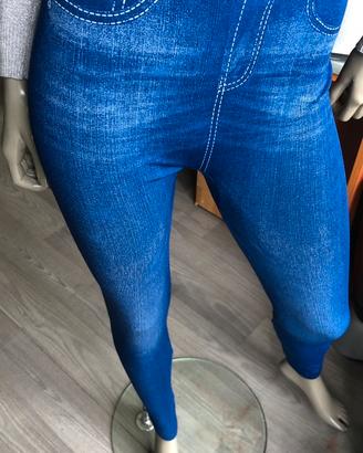 Jeans leggings rifinitura con disegni a stampo