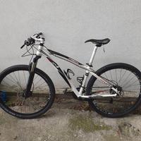 mountan bike sants  sm 29