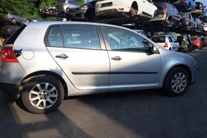 VW GOLF 2001 SOLO PER RICAMBI