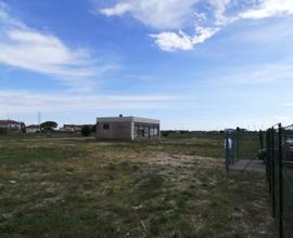 Locale commerciale con scoperto di 4300mq
