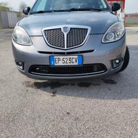 Lancia Ypsilon 1.2 69 CV 5 porte S&S Silver