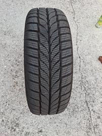 4 gomme 195/60 R15 4 stagioni
