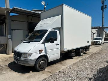 Furgone Mercedes Benz 412 DT