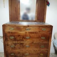 Cassettiera e comodini d'epoca