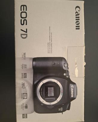 CANON EOS 7D