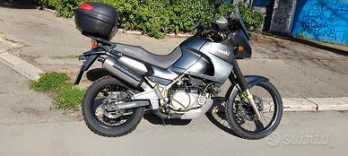 moto kawasaki 500 kle