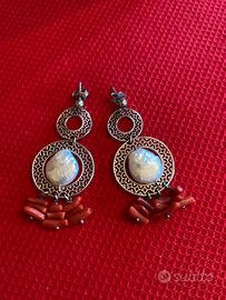 Orecchini con perla vera