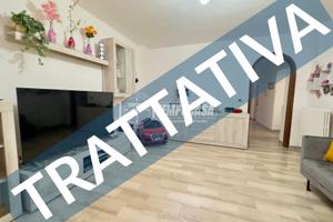 3 VANI INDIPENDENTE CON PATIO