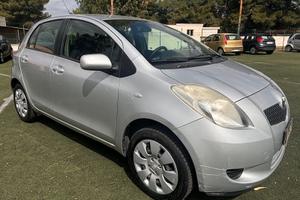 Toyota Yaris 1.0 5 porte