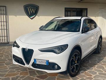 Alfa Romeo Stelvio 2.2 Turbodiesel 210 CV AT8 Q4 E