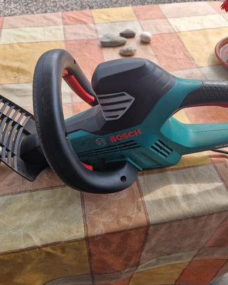 Tosasiepe elettrico Bosch