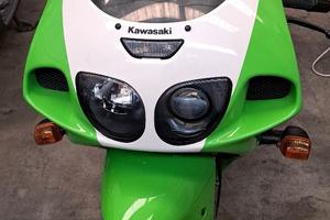 Kawasaki Ninja ZX-7 R anno 1998 iscritta ASI