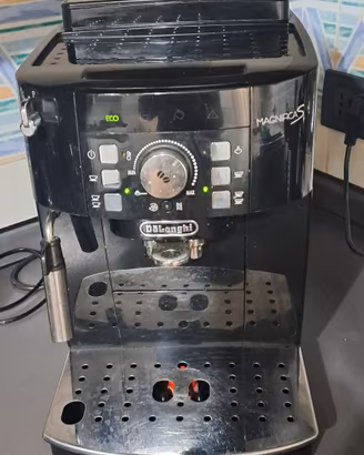 macchina da caffe de longhi magniifica s