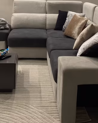 Divano letto angolare 5-6 posti +3pouf