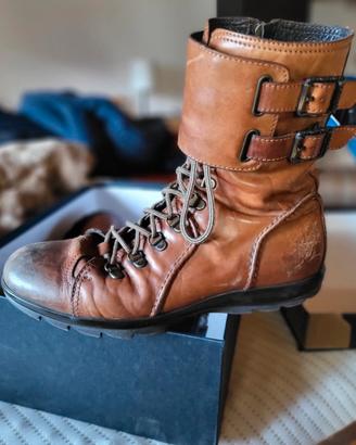 Stivaletto in vera pelle Studio Pollini n 40