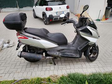 Kymco downtown 300 i