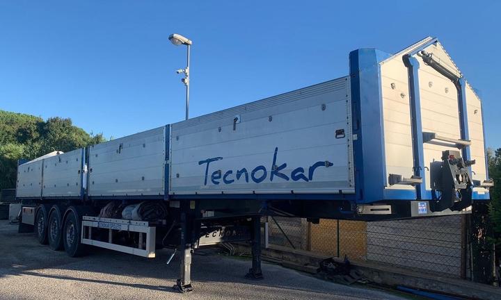 Semirimorchio Tecnokar ribaltabile doppia cassa